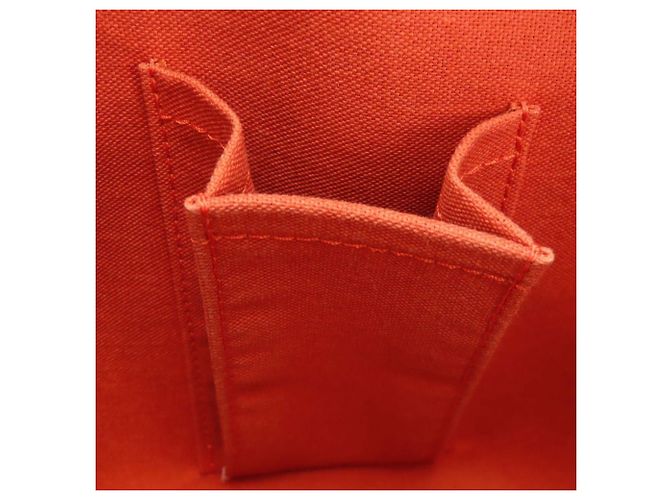 Sac à main Louis Vuitton Rivera MM - vue 21