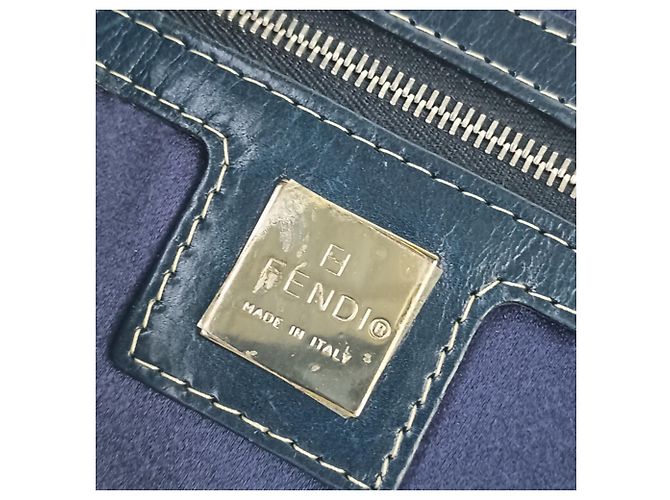 Fendi Zucca Mamma Bucket Schultertasche - Ansicht 10