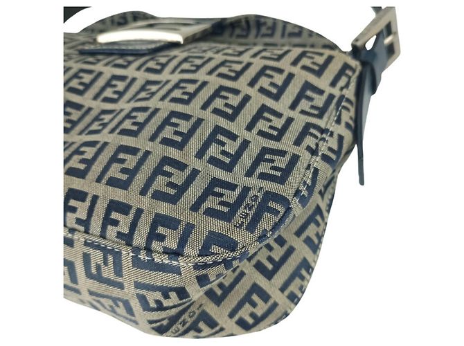 Fendi Zucca Mamma Bucket Schultertasche - Ansicht 5