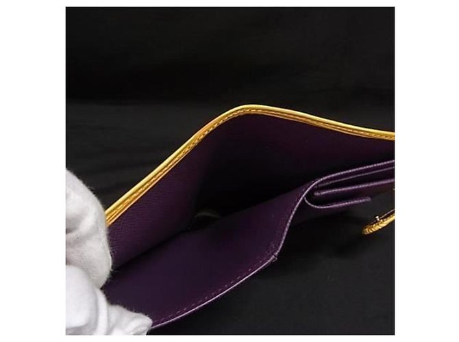 Portafoglio bi-fold Louis Vuitton in pelle gialla - vista 4