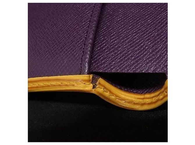 Portafoglio bi-fold Louis Vuitton in pelle gialla - vista 7