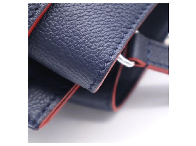 Borsa a mano Louis Vuitton Lockme Day M53645 Rosso - vista 8