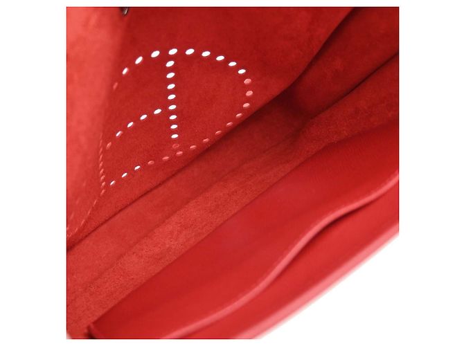 Hermès Bolsa Hermes Evelyne Gen I Epsom PM Vermelho - vista 3