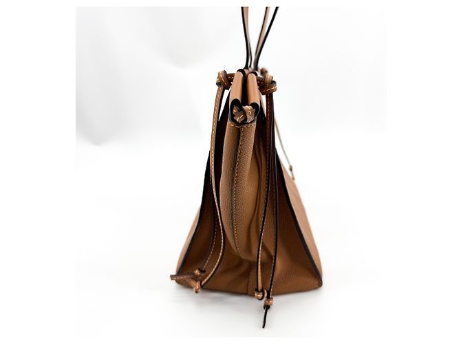 Loewe Cushion Leather Small Braun - Ansicht 4
