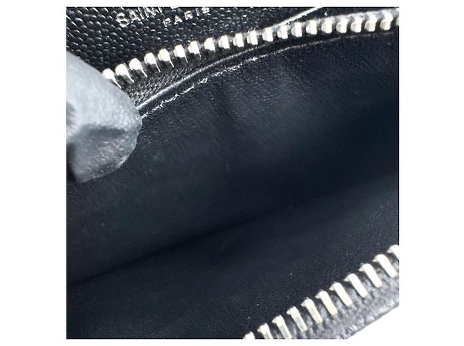 Autre Marque Saint Laurent Classic Monogram Wallet on Chain Matelasse Chevron Leather Small Negro - vista 5