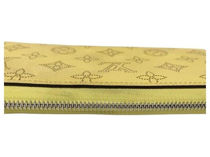 Carteira Longa Louis Vuitton Mahina Amarelo - vista 5