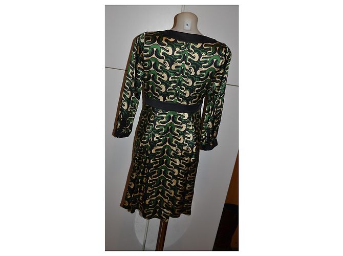 Vestido de seda Diane von Furstenberg estampado abstracto - vista 4