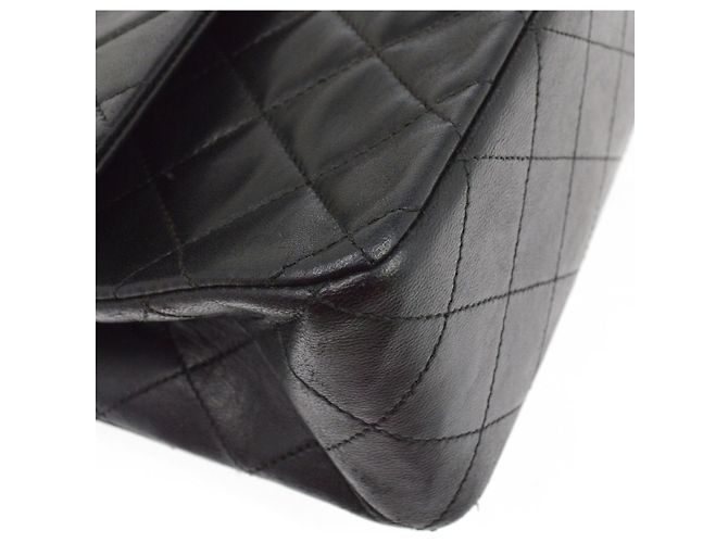 Chanel Vintage Classic Double Flap Quilted Lambskin Medium Nero - vista 3