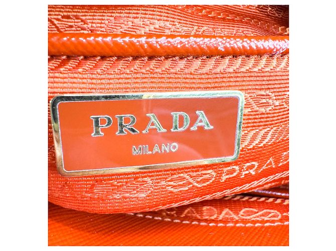 Prada Galleria
Lederriemen Rot - Ansicht 7