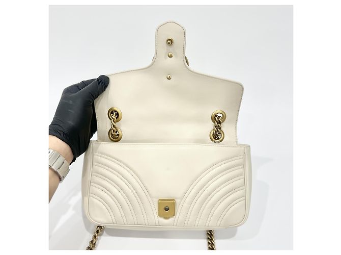 Gucci GG Marmont Patent Small Blanco - vista 5