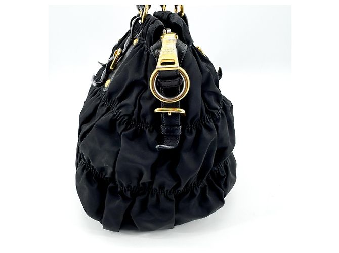 Prada Gaufre Convertible in pelle e Tessuto Large Nero - vista 4