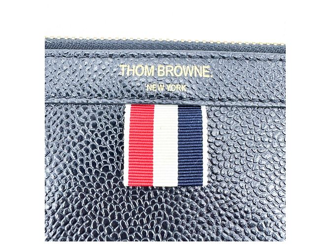 Portadocumentos con cremallera Thom Browne de piel con aplique - vista 6