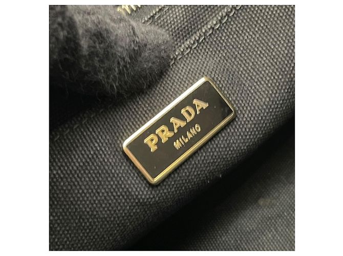 Tote Sac cabas Prada en toile noire - vue 17