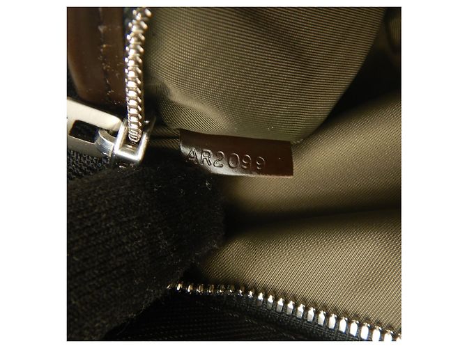 Borsa Acrobat Sling Louis Vuitton Damier Geant Nero - vista 21