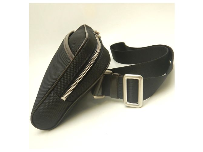 Borsa Acrobat Sling Louis Vuitton Damier Geant Nero - vista 3