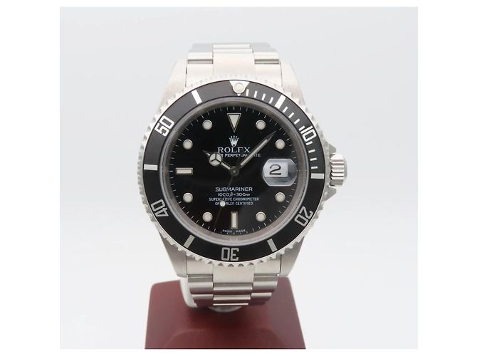 Rolex Submariner Date 16610 Orologio subacqueo da uomo - vista 4