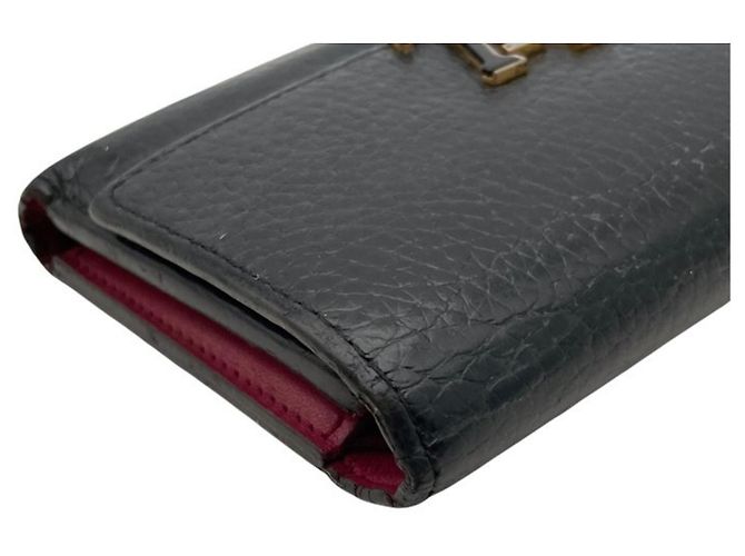 Portafoglio Louis Vuitton Capucines Compact Tri-Fold - vista 10