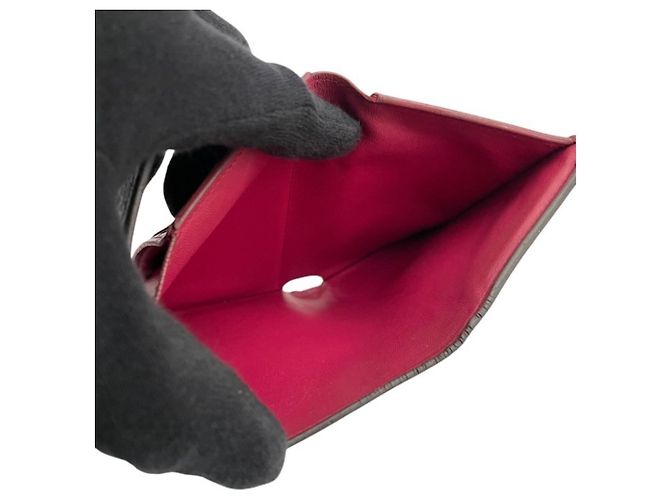 Portafoglio Louis Vuitton Capucines Compact Tri-Fold - vista 13