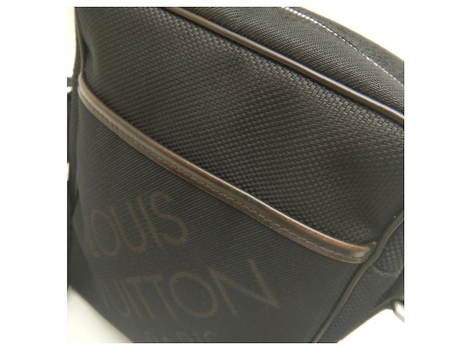 Borsa a tracolla Louis Vuitton Damier Geant Citadin NM Nero - vista 12