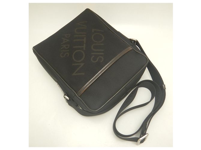 Borsa a tracolla Louis Vuitton Damier Geant Citadin NM Nero - vista 3