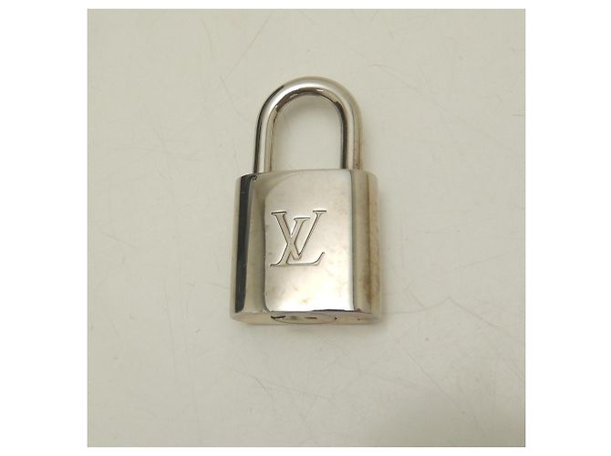 Louis Vuitton Epi Alma PM Handtasche Schwarz - Ansicht 24