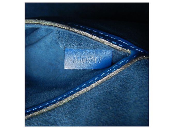 Bolsa Louis Vuitton Epi Alma PM em Toledo Blue - vista 22