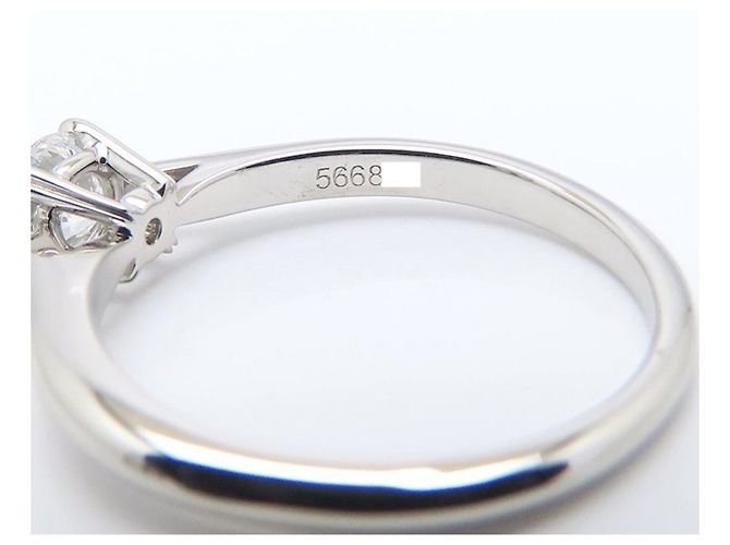 Anillo de compromiso solitario Harry Winston con diamante - vista 11