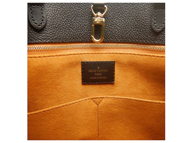 Louis Vuitton Monogram Empreinte OnTheGo MM Tote Bag Schwarz - Ansicht 17