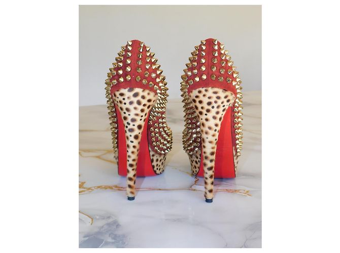 Lady Peep Christian Louboutin Décolleté Louboutin borchiate leopardate - vista 6
