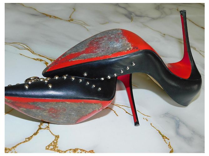 So Kate Décolleté in pelle borchiate Christian Louboutin - vista 4