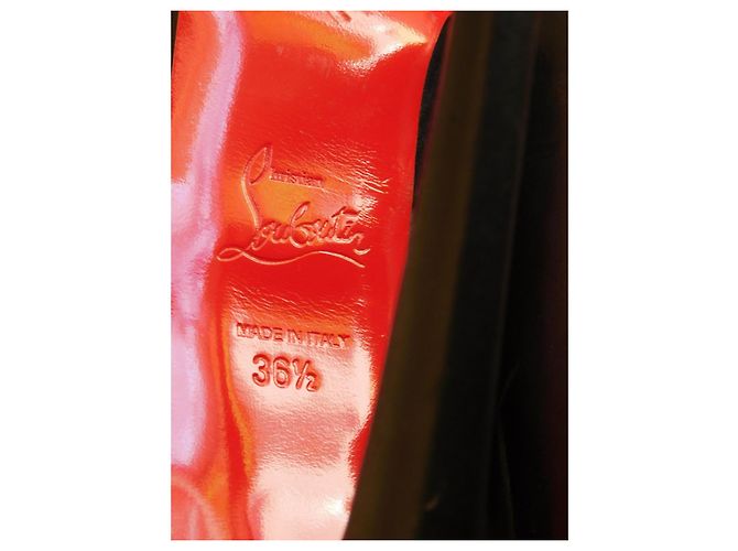 Décolleté Christian Louboutin in pelle nera - vista 11
