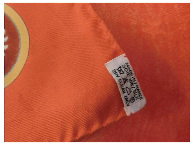 Hermès Carré di seta Cosmos Bianco Rosso D'oro - vista 13