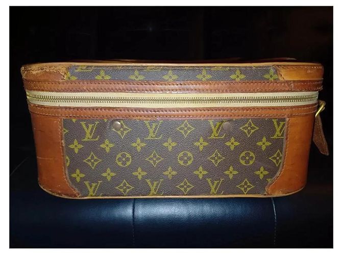 Mala Louis Vuitton Monogram Canvas Marrom Monograma - vista 3