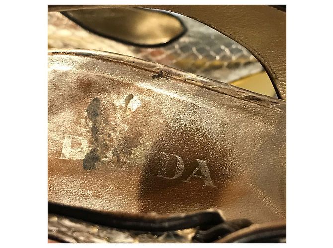 Sandalias de cuña Prada en piel de pitón plateada Talla 37 Plata - vista 6
