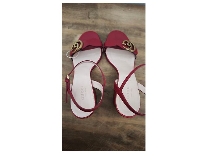 Gucci rote Ledersandalen - Ansicht 3