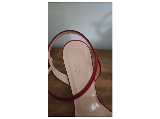 Gucci rote Ledersandalen - Ansicht 5