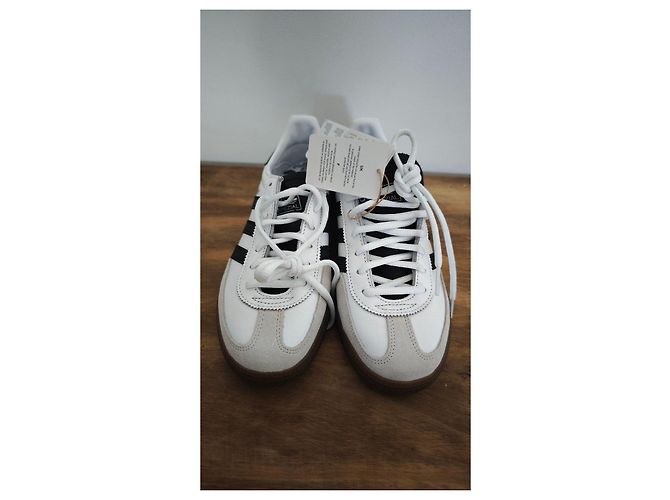 Sneakers Adidas Handball Spezial Bianco e Nero - vista 3