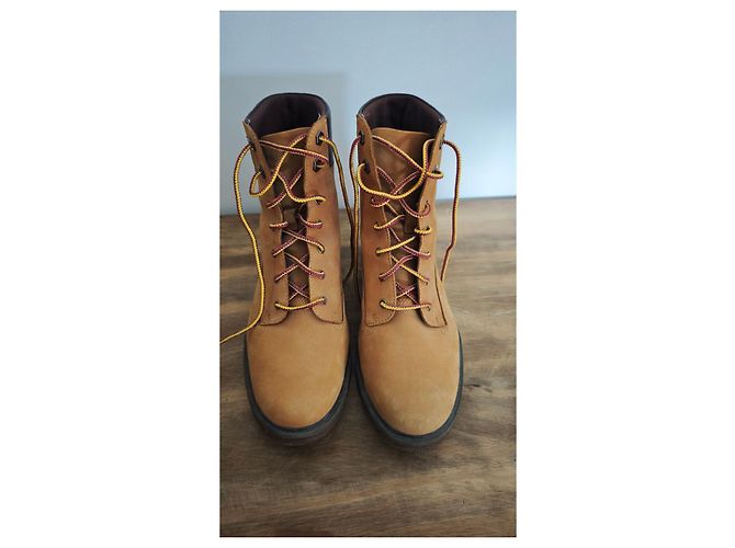 Stivali Timberland da Donna in Pelle Gialla - vista 3