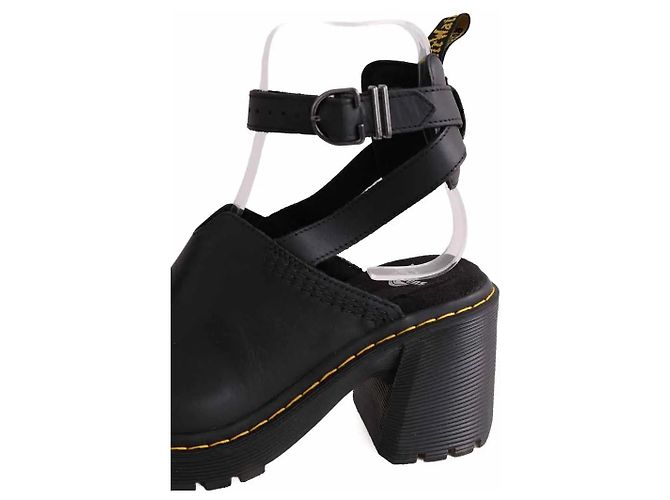 Mules Dr. Martens in pelle nera Nero - vista 4