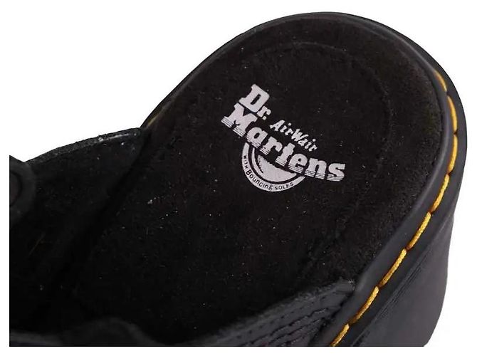 Mules Dr. Martens in pelle nera Nero - vista 5