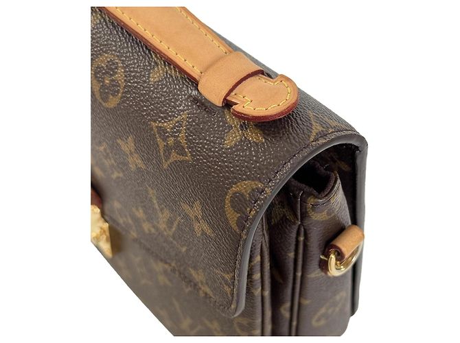 Louis Vuitton Pochette Métis Monogram Toile - vue 11