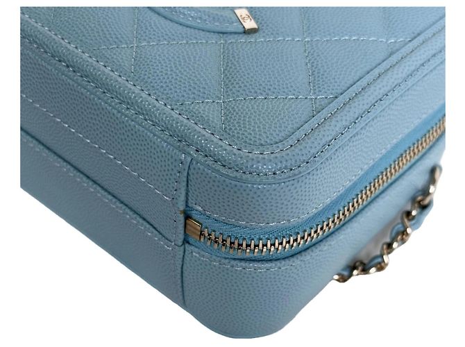 Borsa Chanel Vanity Filigree in Pelle Caviar Blu Tiffany - vista 7