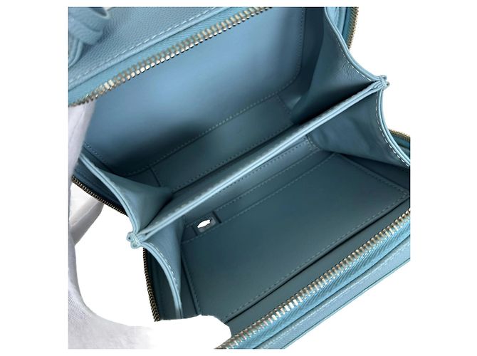 Borsa Chanel Vanity Filigree in Pelle Caviar Blu Tiffany - vista 9