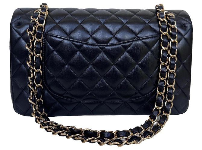 Timeless Mala Chanel Classic Double Flap Medium Pele de Cordeiro Preta - vista 3