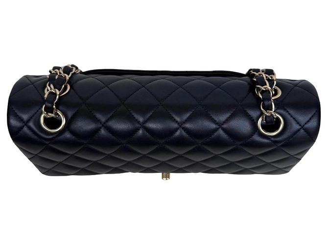 Classique Sac Chanel Classic Double Flap Medium Cuir d'Agneau Noir - vue 8