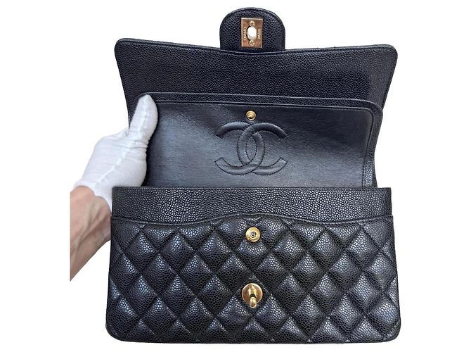 Timeless Bolsa Chanel Classic Double Flap Medium Couro Caviar Preto - vista 12