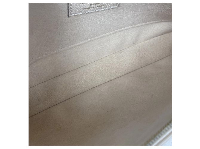 Louis Vuitton Multi Pochette Accessoires Monogramme Empreinte Crème - vue 10