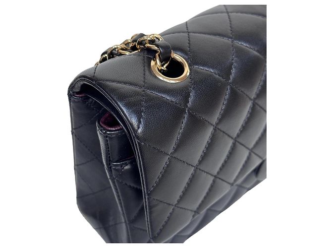 Timeless Bolso Chanel Classic Double Flap Medium Piel de Cordero Negra - vista 3