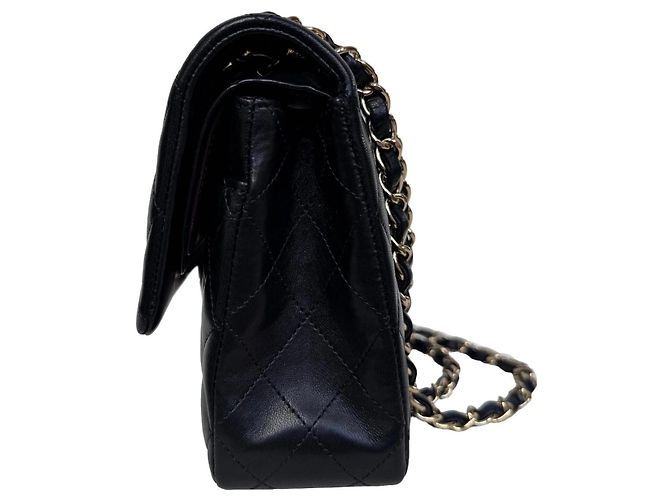 Timeless Mala Chanel Classic Double Flap Medium Pele de Cordeiro Preta - vista 11