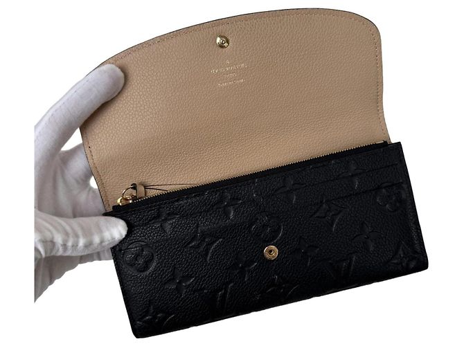Louis Vuitton Emilie Portemonnaie Schwarz Empreinte Leder - Ansicht 5